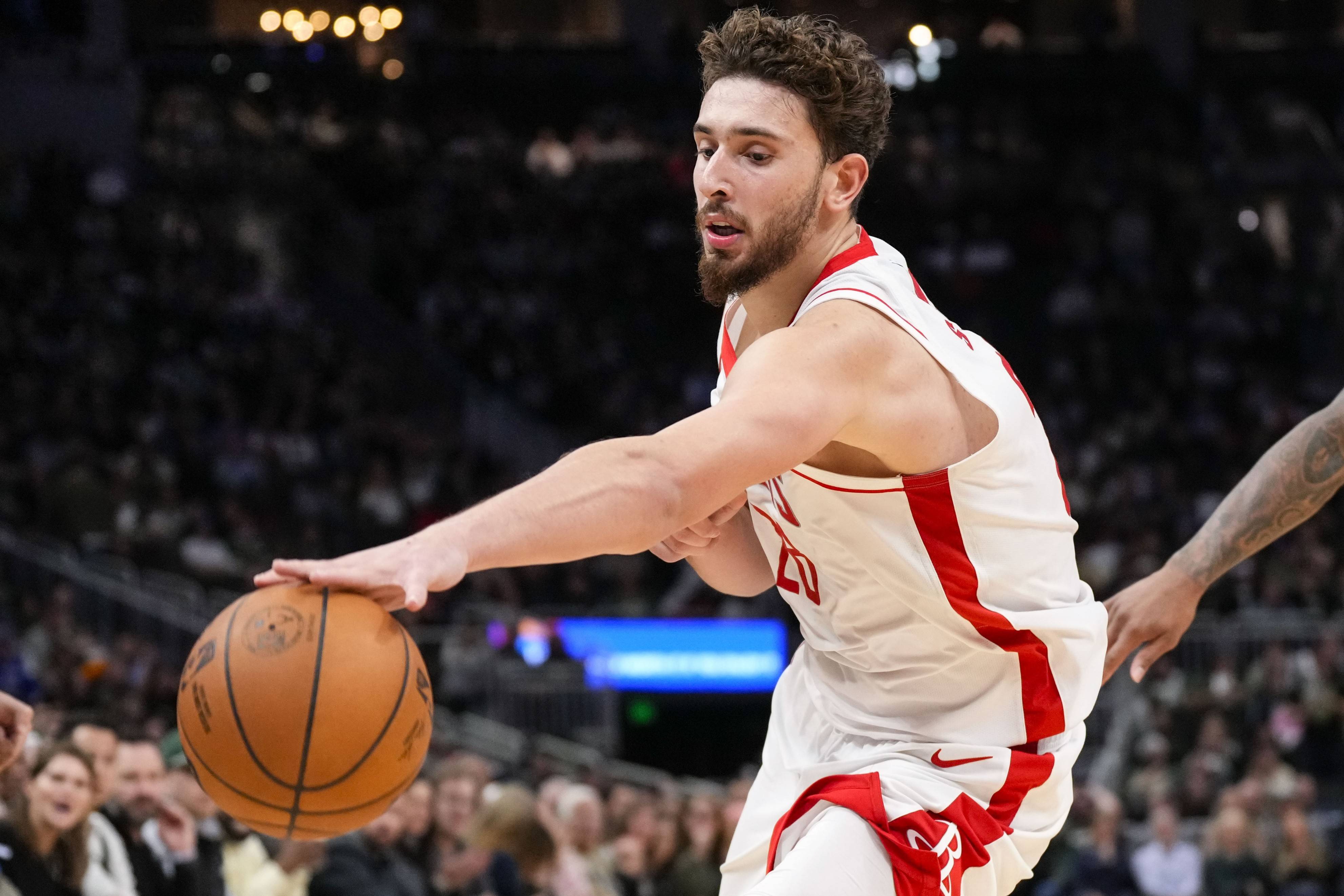 NBA球员在比赛中遭遇致命失误，影响球队胜利