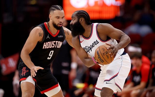 关于勇士击败湖人，豪取三连胜的信息