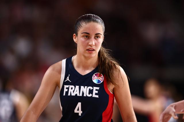 法国羽毛球队血洗泰国羽毛球队，马琳惊艳世界