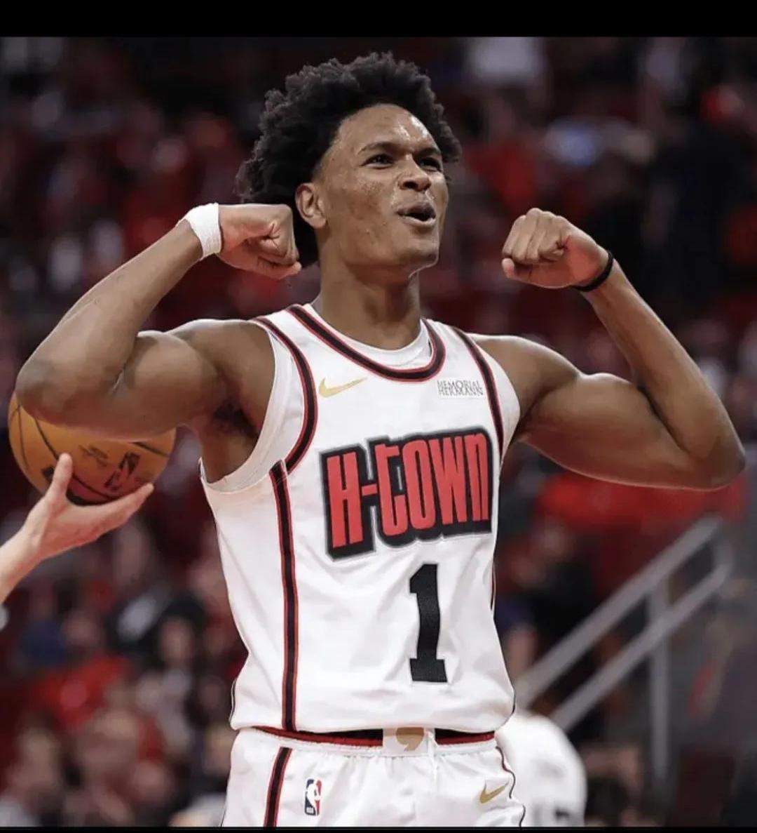 包含凯尔特人血洗灰熊,瓦兰丘纳斯统治全场的词条 包含凯尔特人血洗灰熊,瓦兰丘纳斯统治全场的词条