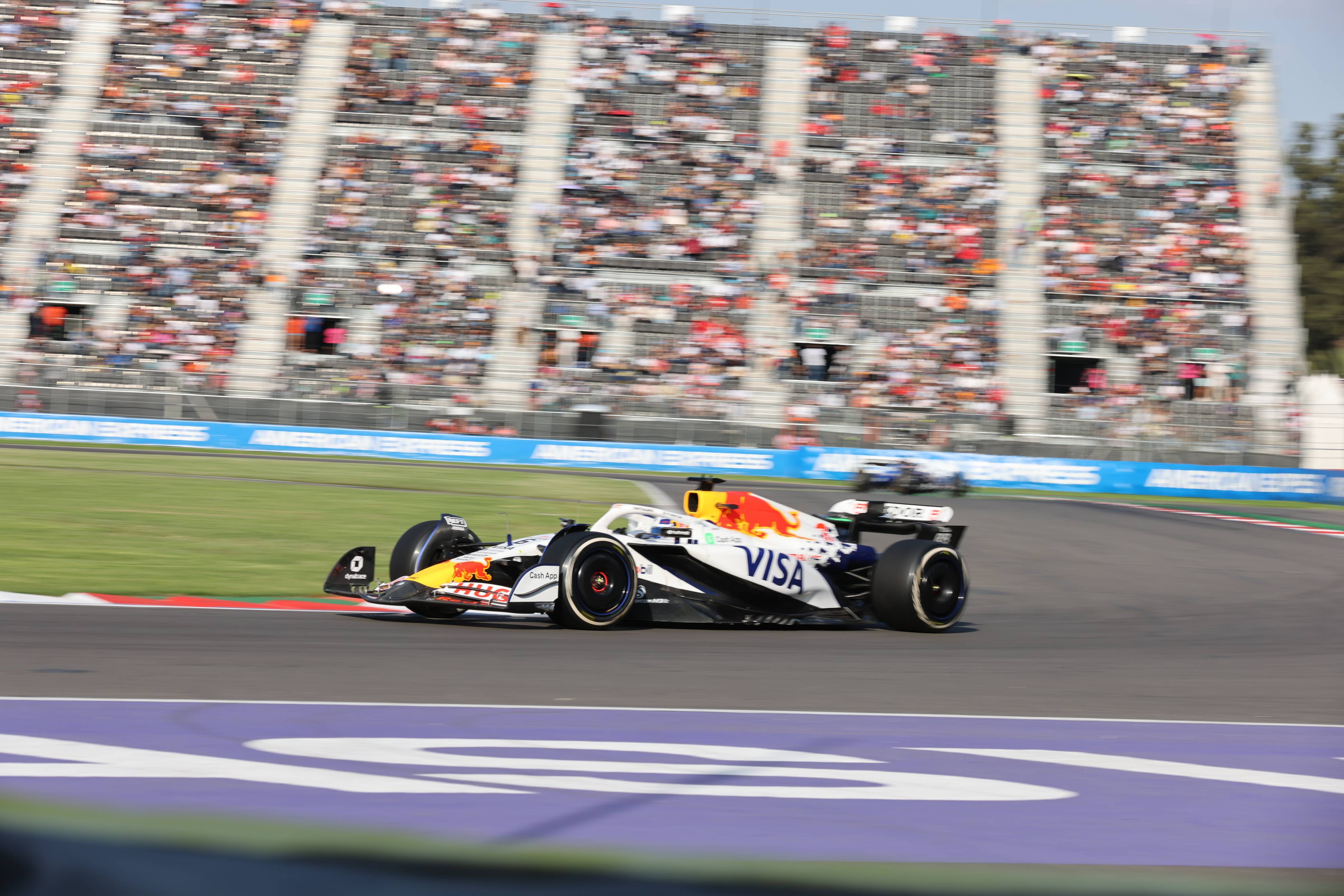 哈斯车队力克红牛二队，诺里斯关键制胜