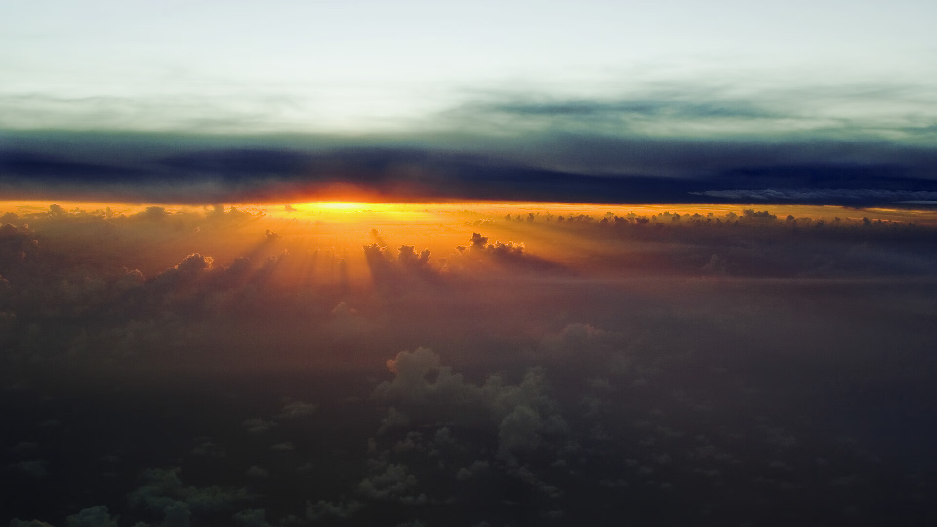 从奥兰多到巴黎，哈利伯顿的双重收割与时代更迭的无声惊雷