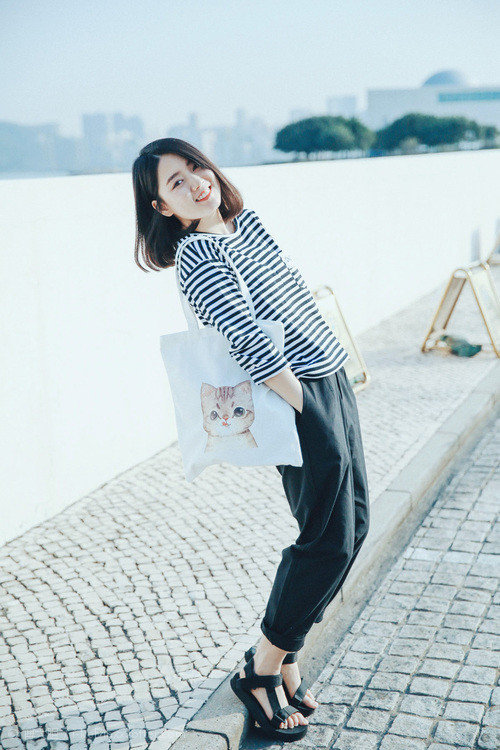 里昂对决日本，京多安再显大场面先生本色，友谊赛中的技艺与荣耀