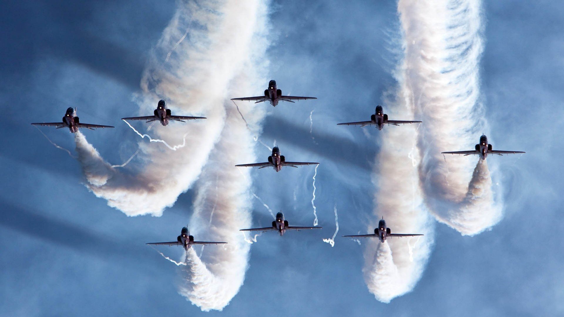 锋刃与琴弦，论足球场上的个体爆发与节奏掌控