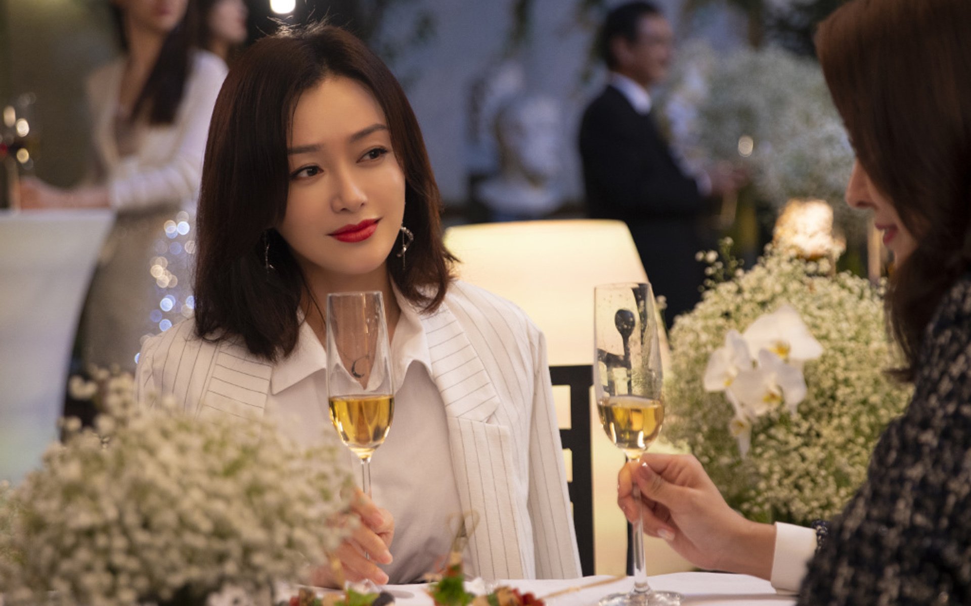 引擎轰鸣中，李刚仁的领袖黎明