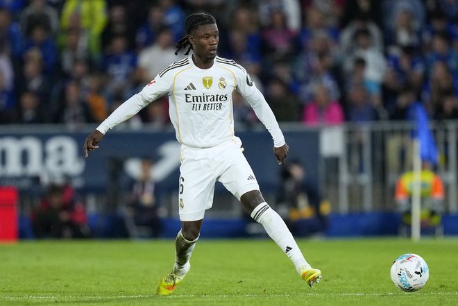 开云体育登录-卡马文加爆发，南非提前终结悬念马赛