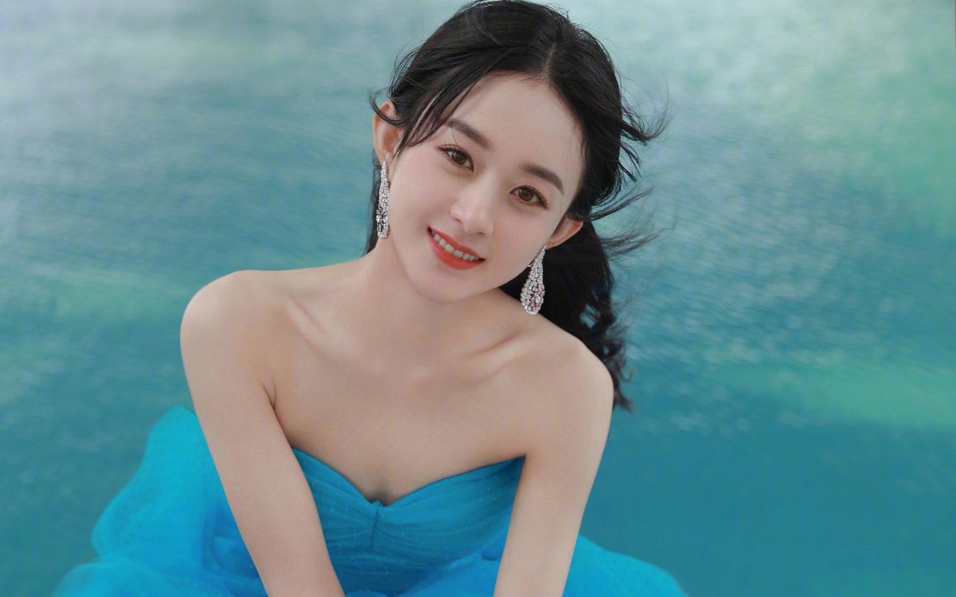 开云APP-哈登爆发助太阳连续得分压制热火